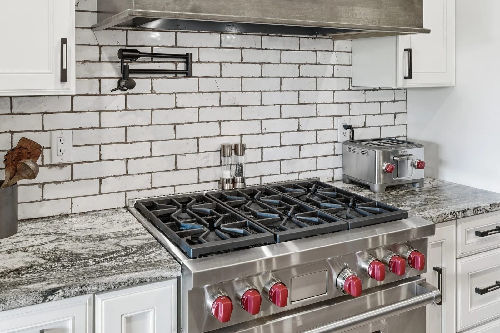 Modern kitchen
