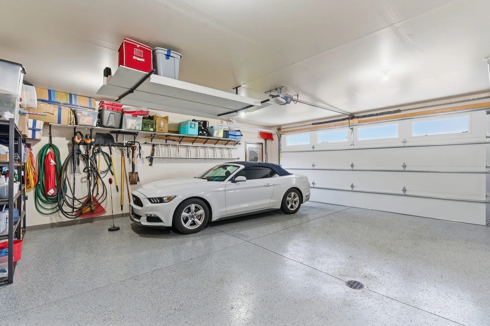 Basement entertainment area